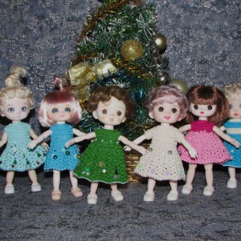 Вязаные наряды на шарнирных кукол 16 см (bjd 16 sm). Предновогодний показ "Рождественская Сказка для кукол"