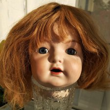 Крупная реплика антикварной головки