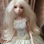 Шила я платье-иглами от роз