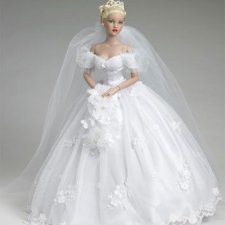 Куклы в свадебных платьях