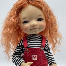 Паричок для Meadow dolls из козочки на вязаной шапочке Паричок для Meadow dolls из козочки на вязаной шапочке