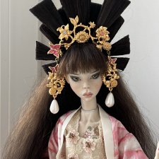 дева от Виктории Оганян фарфор