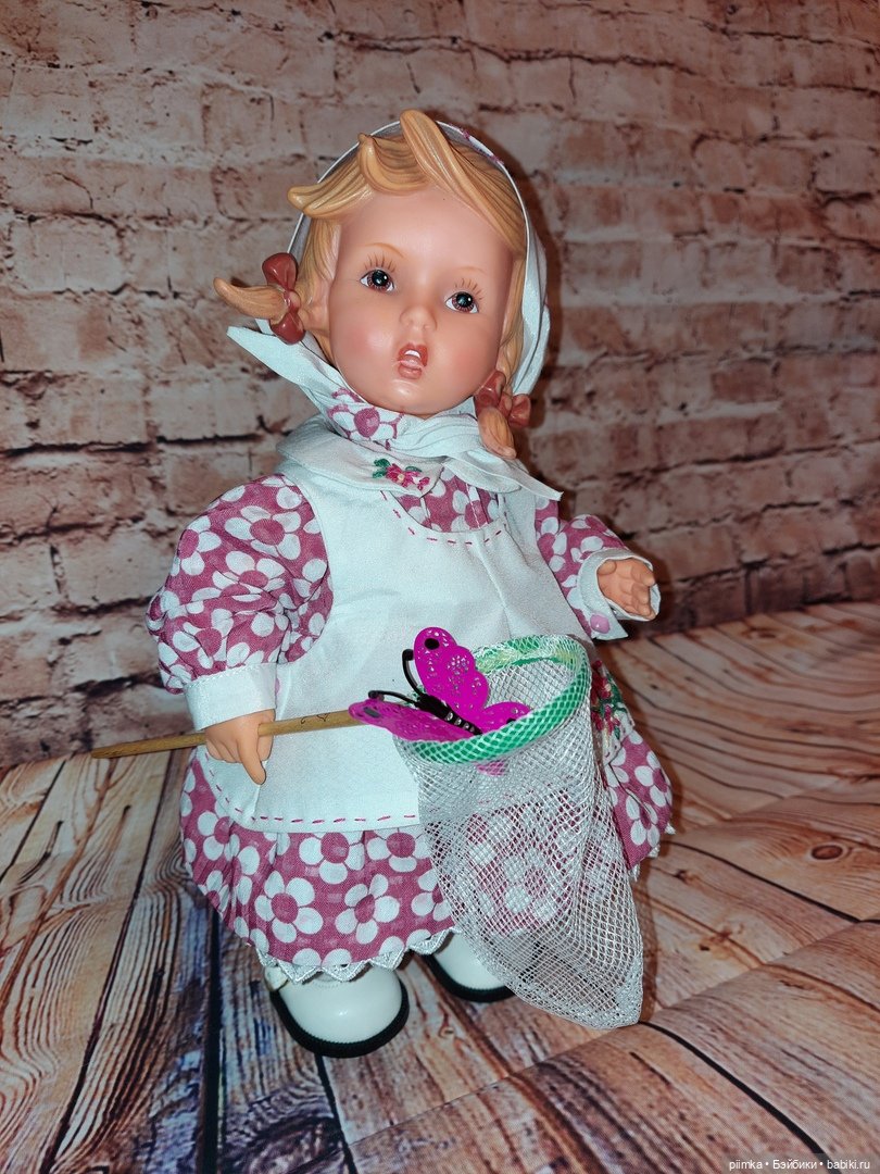 Летняя девочка Goebel Hummel