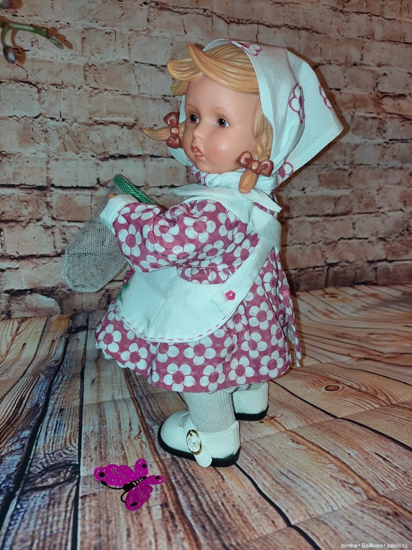 Летняя девочка Goebel Hummel