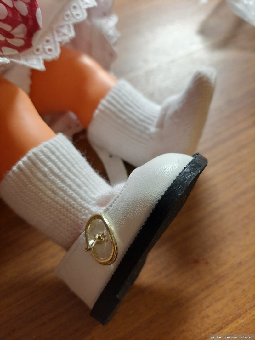 Летняя девочка Goebel Hummel