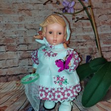 Летняя девочка Goebel Hummel