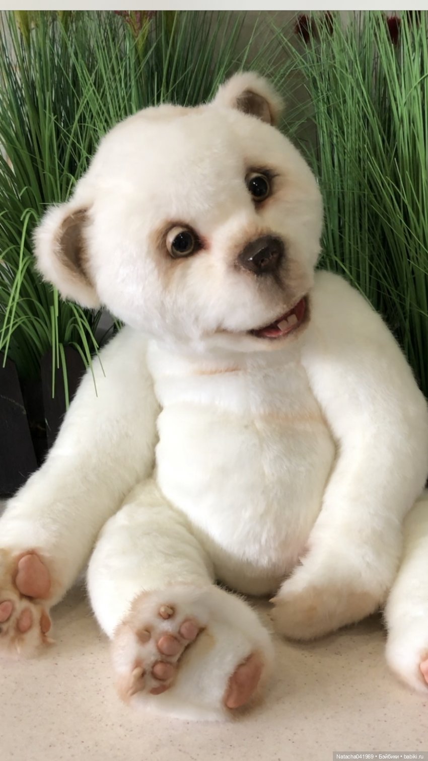 Белый полярный медвежонок  Умка