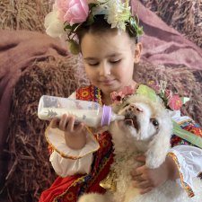 Девочки ,девушки, женщины и бабули, разрешите вас поздравить