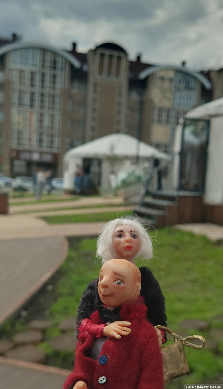 Экскурсия.Продолжение — Авторские миниатюрные куклы: лепка (фото 9)