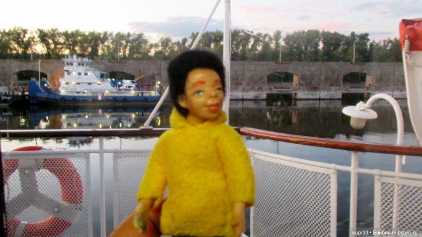 СОСЕДИ.Часть3. Теплоход — Авторские миниатюрные куклы: лепка (фото 5)