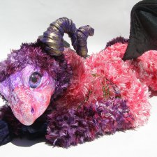 Дракон из серии Лес на ладошке