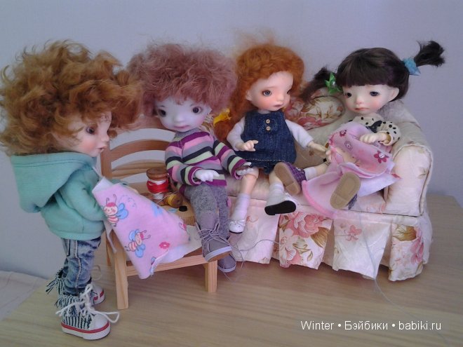 Как мы обновки мастерили. Одежда для кукол БЖД