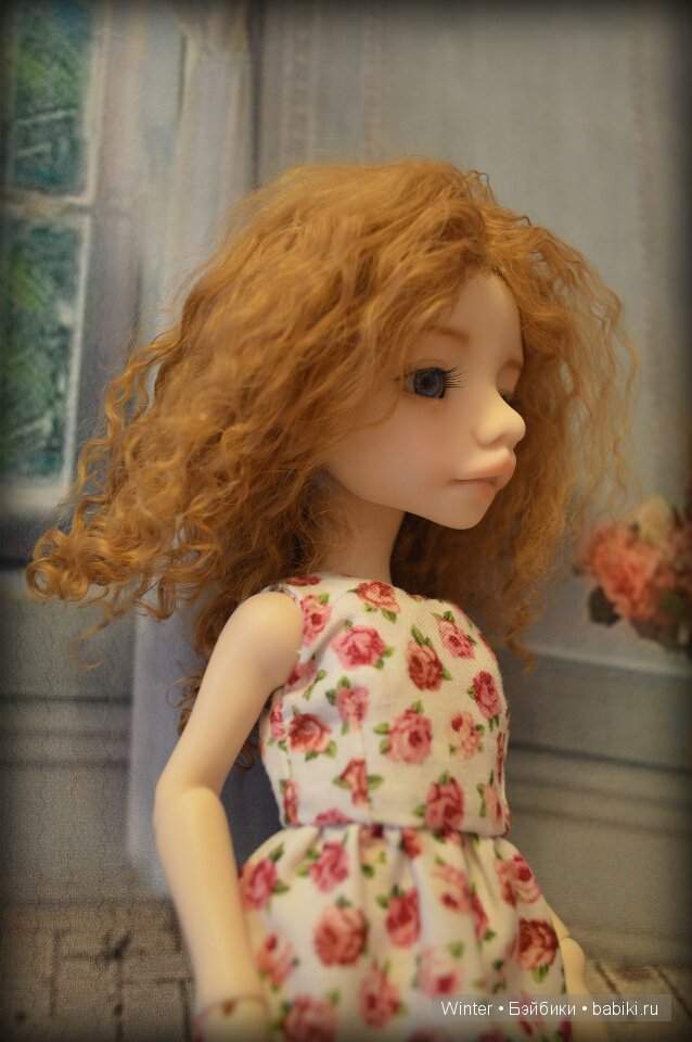 Девочки,Тарасик и жирафик