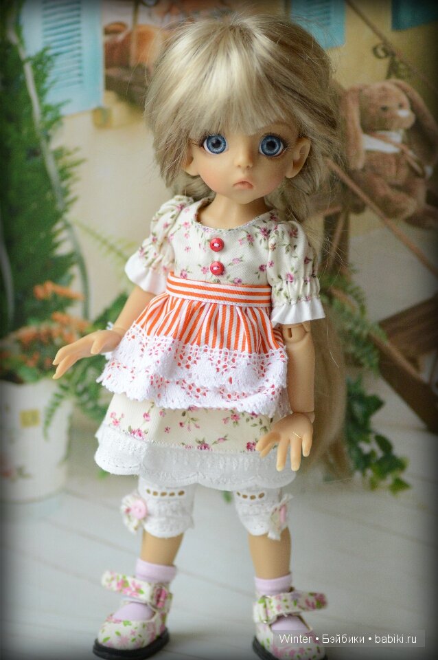 Подружки — Одежда и обувь для кукол своими руками: фото (фото 6)