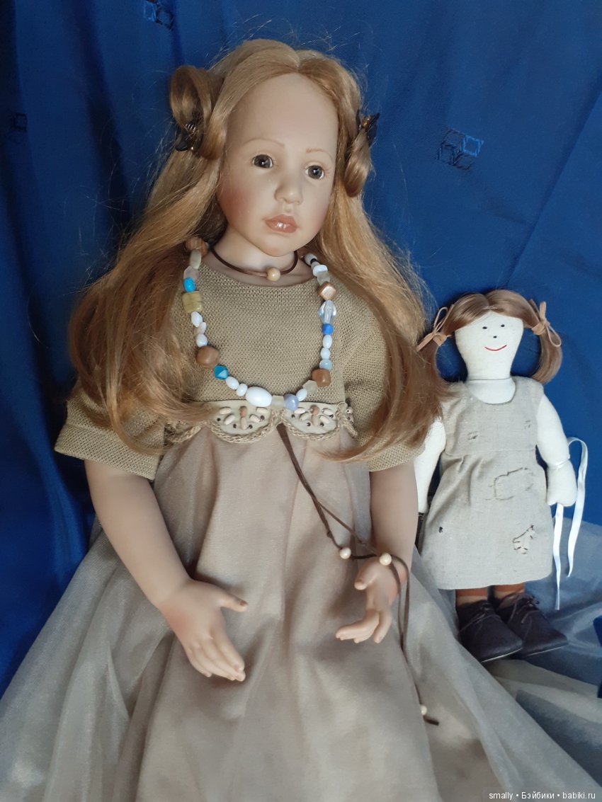 Фотосессия на синем фоне без повода и сюжета. Джианна Элизы Глазгольд (фото 5)