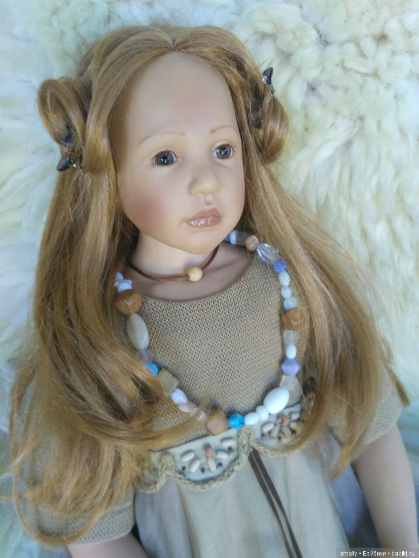 Фотосессия на синем фоне без повода и сюжета. Джианна Элизы Глазгольд