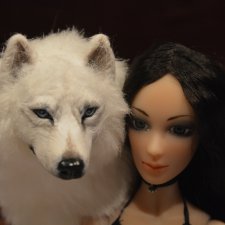 Кармина-Даниэль и ее Белый волк
