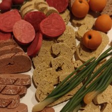 Еда из полимерной запекаемой глины