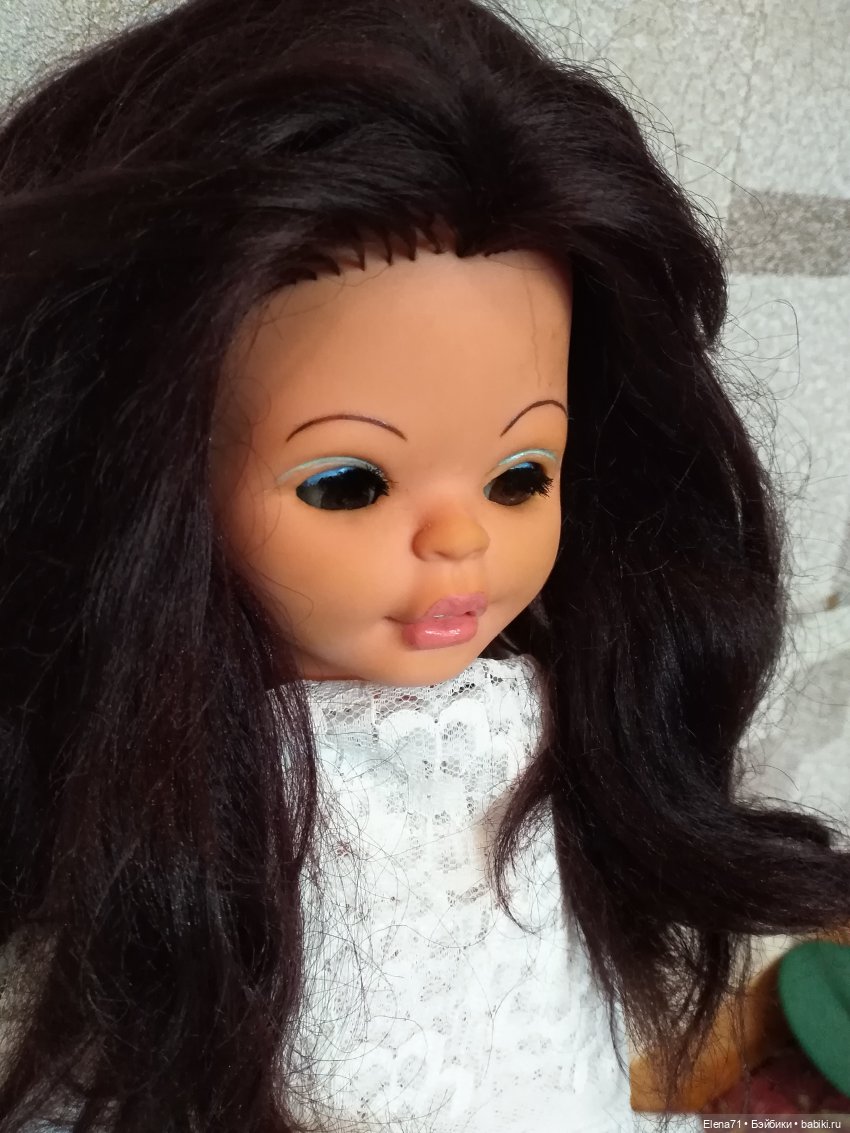 А вот моя брюнетка!