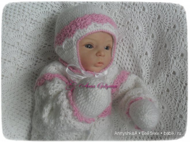 Комплект на выписку для маленькой девочки (фото 7)