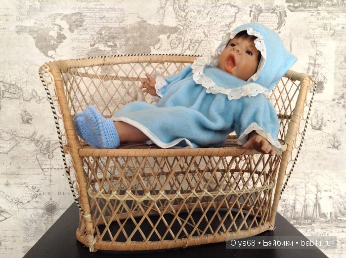 Характерная семейка готовится к выставке