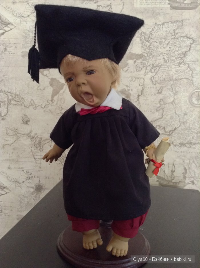 Характерная семейка готовится к выставке