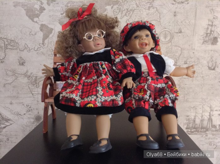 Характерная семейка готовится к выставке