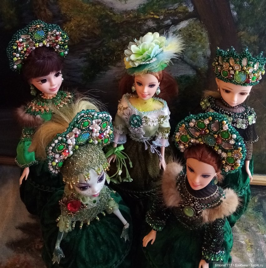 Разноцветные странички — Одежда и обувь для кукол своими руками: фото