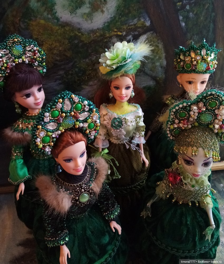 Разноцветные странички — Одежда и обувь для кукол своими руками: фото