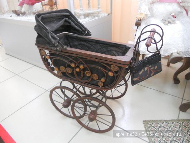 Выставка старинных кукол и игрушек в Новороссийске 26.05 - 27.07.2014