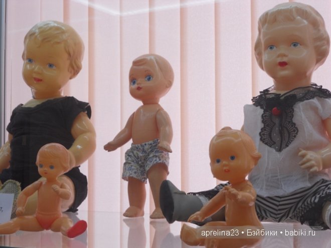 Выставка старинных кукол и игрушек в Новороссийске 26.05 - 27.07.2014