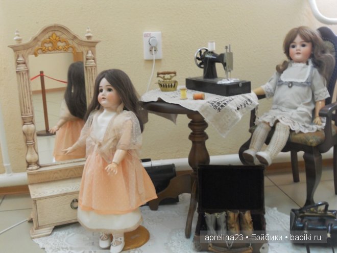 Выставка старинных кукол и игрушек в Новороссийске 26.05 - 27.07.2014