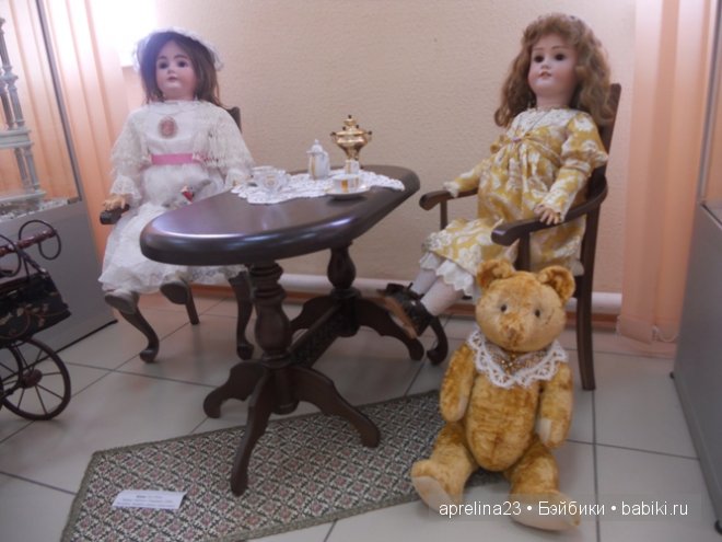 Выставка старинных кукол и игрушек в Новороссийске 26.05 - 27.07.2014