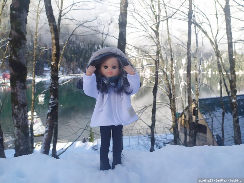 Путешествие Норы к озеру Рица 06.01.2024 (фото 4)