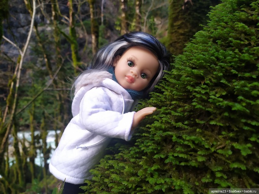 Путешествие Норы к озеру Рица 06.01.2024