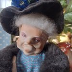 Старая леди с авоськами