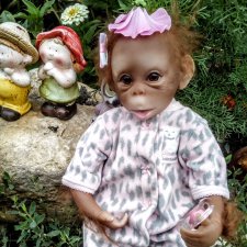 Малышка Дуся