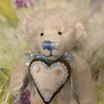 Коллекционный мишка Зэпп с печенькой от Gotz (Готц).Новый.