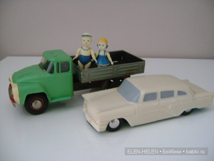 Девочки тоже любят машинки (фото 7)