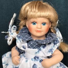 Фарфоровая кукла 20 см