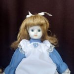 Фарфоровая бюстовая кукла 29 см Германия