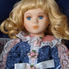 Фарфоровая кукла 90е