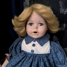 Фарфоровая кукла Deco-puppe