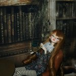 Шанталь в библиотеке