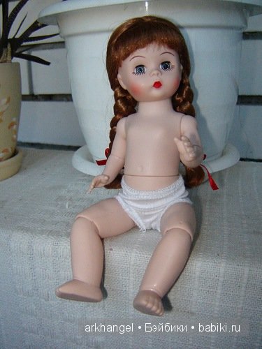 Функционал шарнирной куклы Madame Alexander 20 см (фото 6)