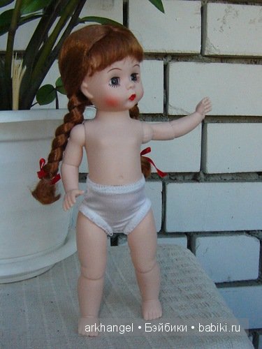 Функционал шарнирной куклы Madame Alexander 20 см (фото 3)