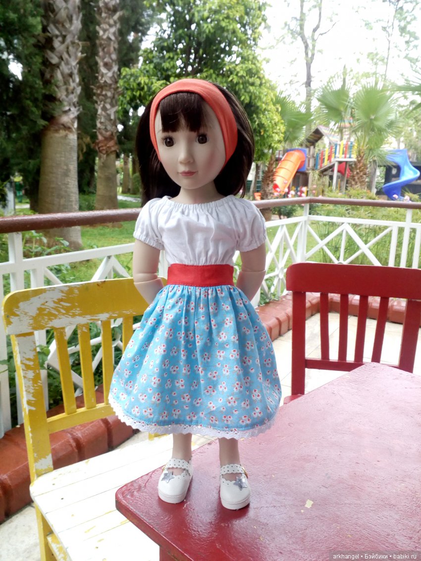 Отпускной гардероб Сэм (A girl for all time)