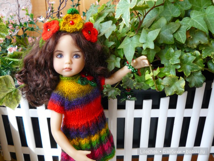 Прогулка... на балконе, или новые платья для девочек Д. Эффнер