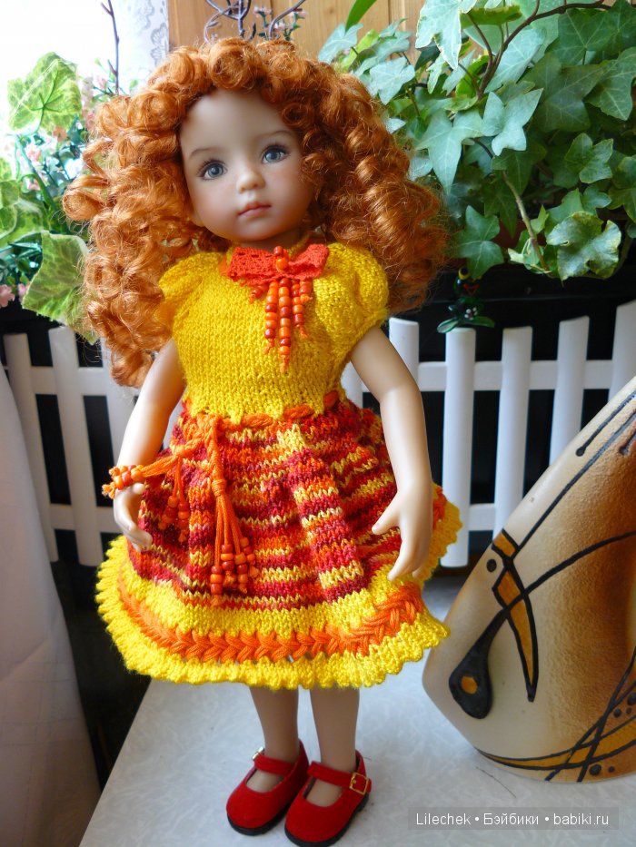 Прогулка... на балконе, или новые платья для девочек Д. Эффнер