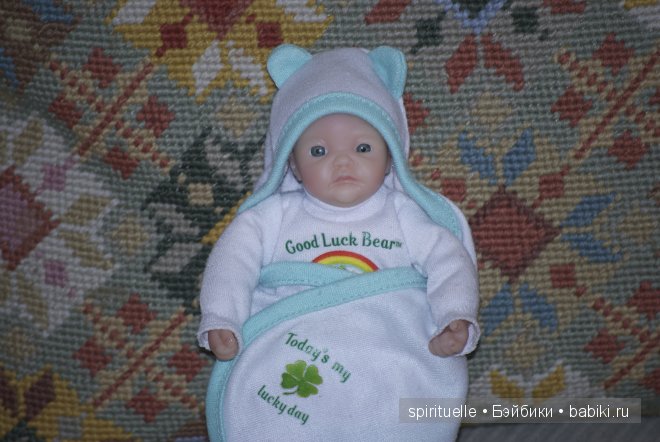 Малыш на удачу от Эштона Дрейка или кукла для ваших кукол (фото 2)